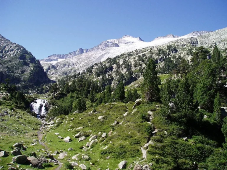 El macizo del Aneto, techo de los Pirineos